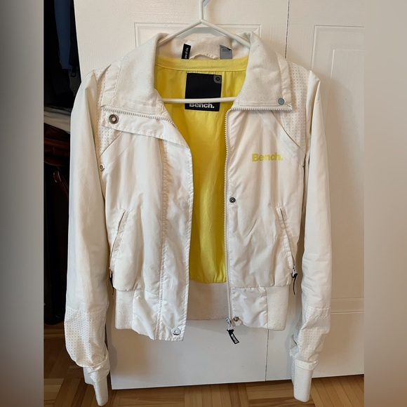 BENCH - XS // PRICE DROP !!white polyester jacket for sale! - Picture 1 of 3
